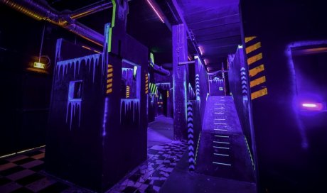 Salle de laser game pour un moment détente entre amis Deux Alpes